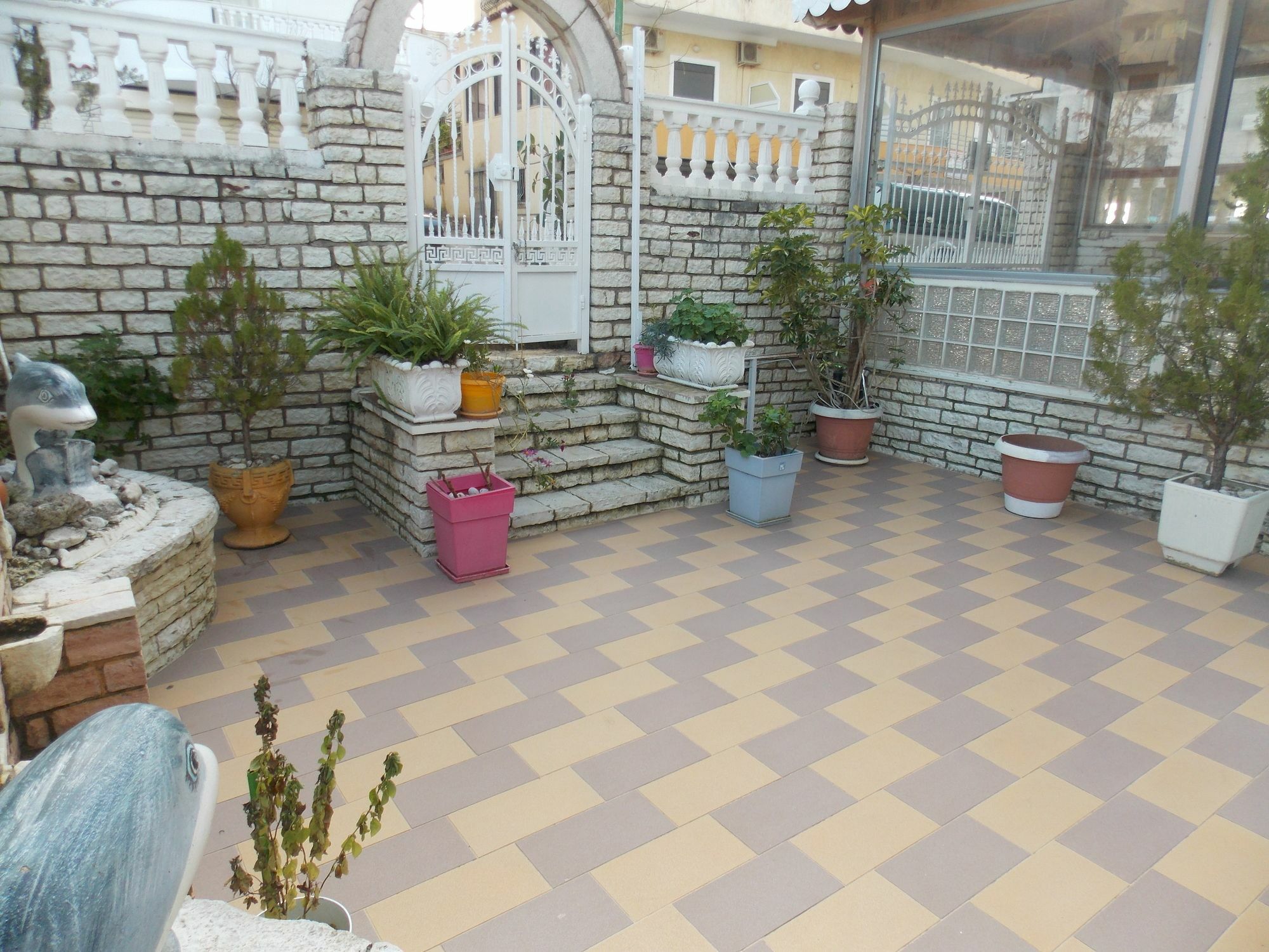 Xika Sarandë